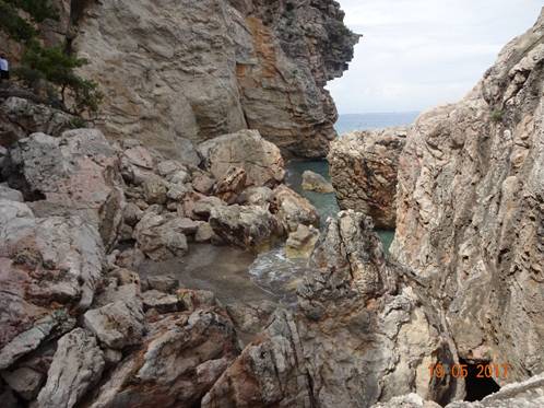 дикий пляж 70