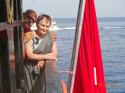 мама с капитаном